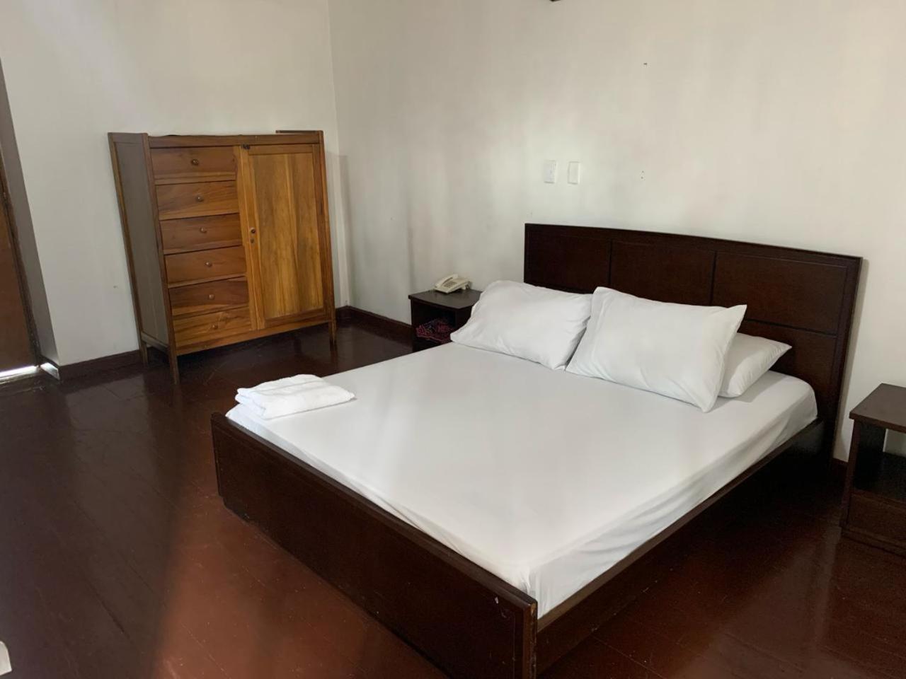 Hostal Boutique Del Regidor 布加 外观 照片
