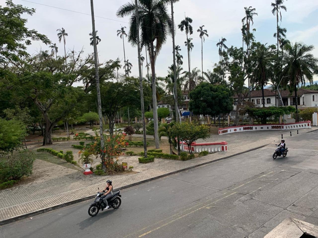 Hostal Boutique Del Regidor 布加 外观 照片